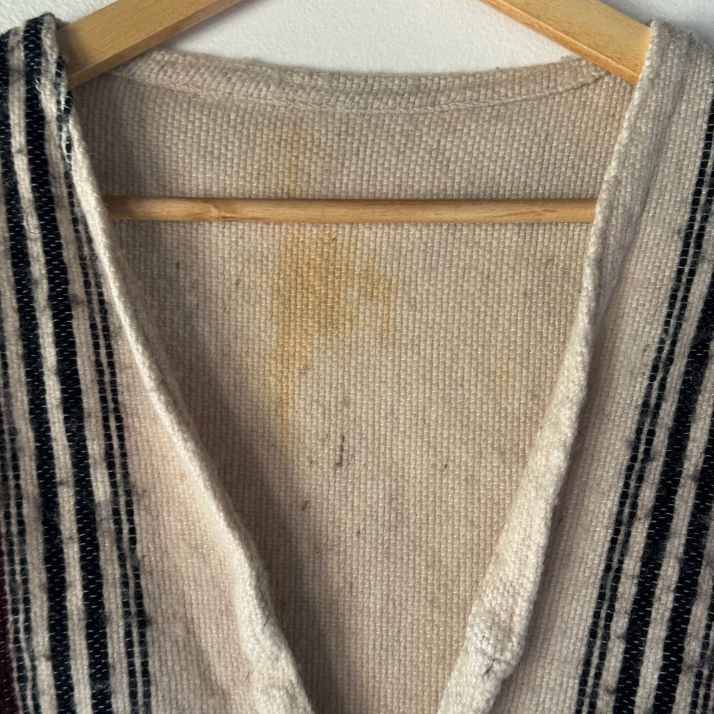 Alpaca Patterned Wool Vest - Picture 4 of 6